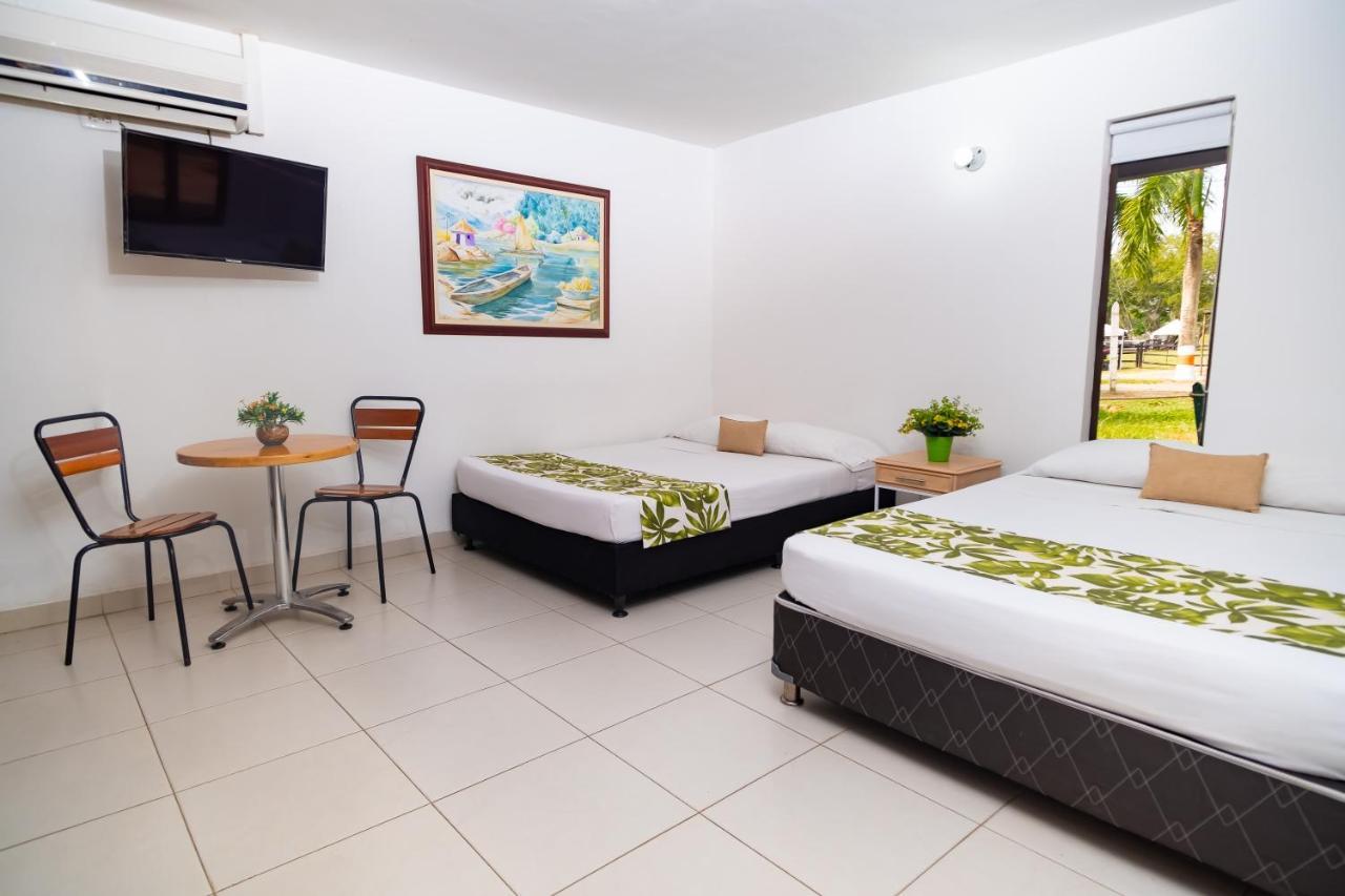 Playa Hawai Ibague Hotel Екстериор снимка
