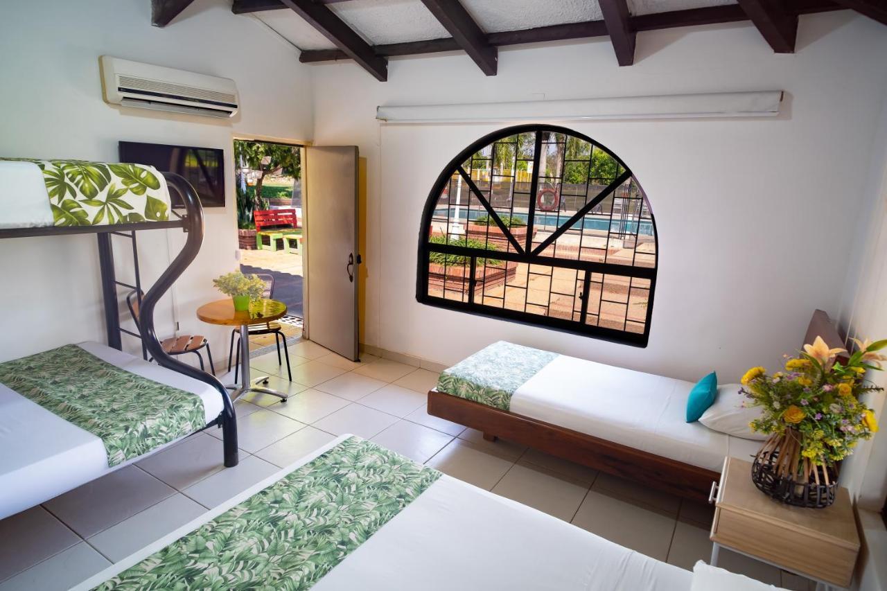 Playa Hawai Ibague Hotel Екстериор снимка