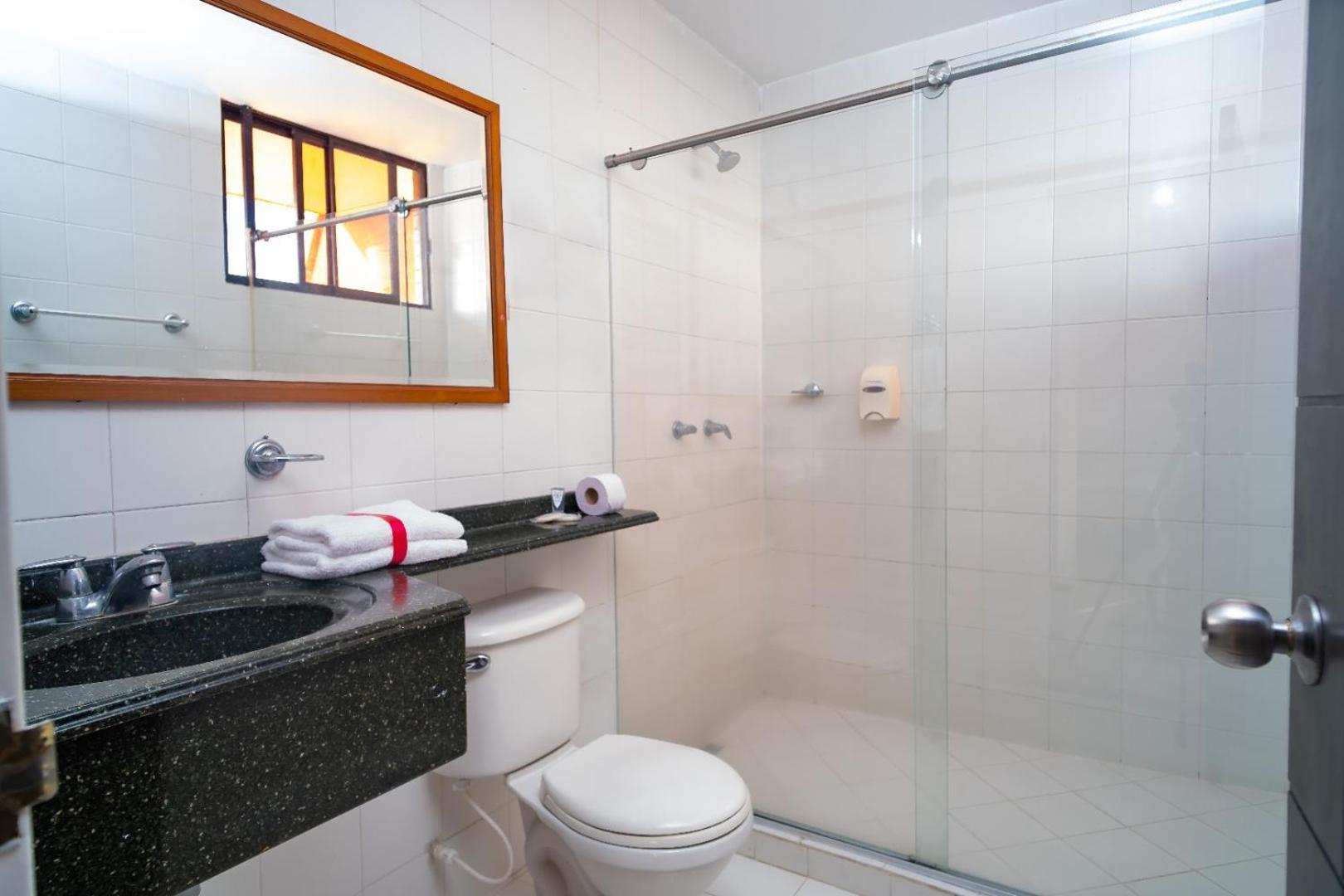 Playa Hawai Ibague Hotel Екстериор снимка
