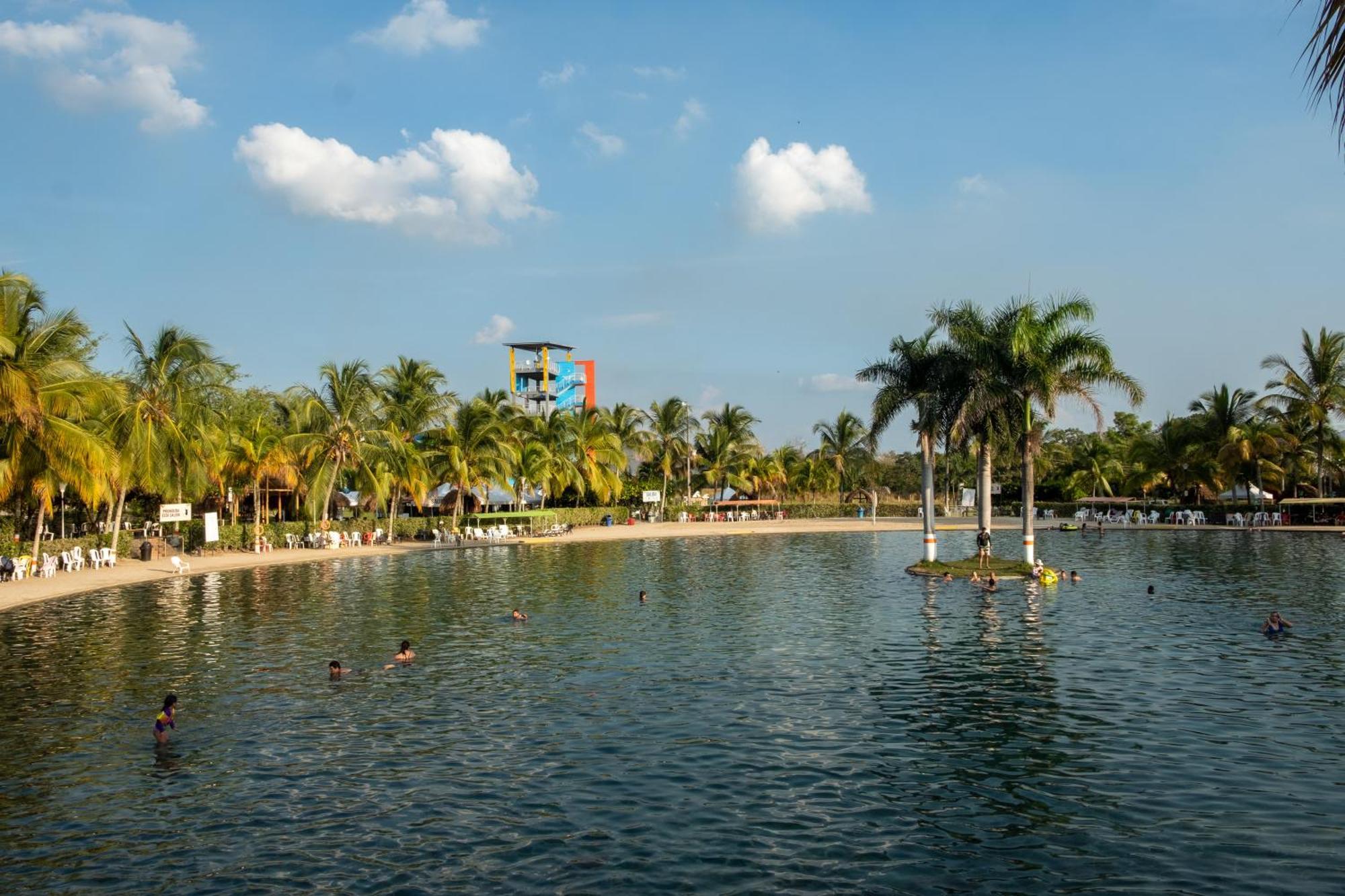 Playa Hawai Ibague Hotel Екстериор снимка